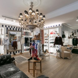 blue-exclusive-quality-shoes-knokke-8081
